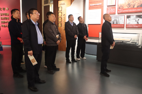 8國家礦山安全監(jiān)察局廣東局廣東省直機關(guān)黨建網(wǎng)“青年工作”欄目發(fā)布銘記黨的革命奮斗史——國家礦山安全監(jiān)察局廣東局青年理論學(xué)習(xí)小組赴廣東革命歷史博物館開展黨性學(xué)習(xí)教育.wps_1