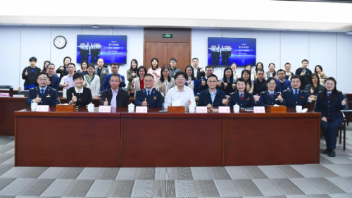 （定稿）廣東省稅務局“青年共享課堂”火熱啟動.doc_1