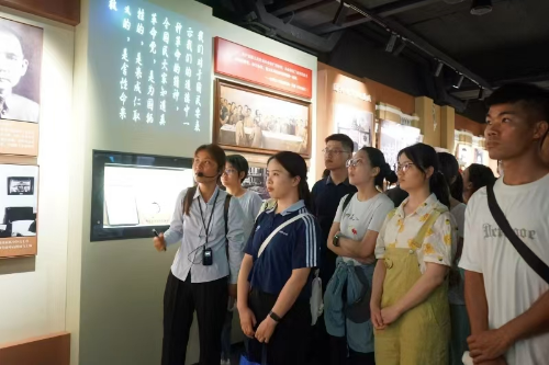 賡續紅色血脈，汲取青春奮進力量——交通運輸部南海航海保障中心團委開展主題團日活動.docx_1