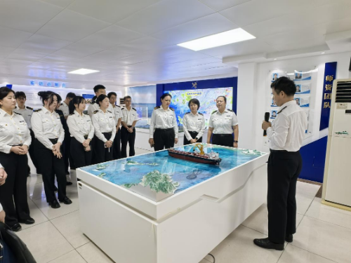 淬煉青年履職硬本領 黃埔海關組織開展場景式學習實踐活動11.12.docx_1